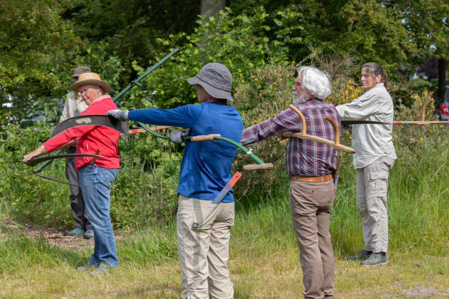 Cursus maaien met de zeis